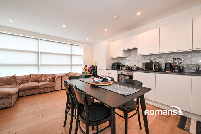 2 Bedroom Flat To Rent In Compass Court, The Boulevard, Cain Road, RG12