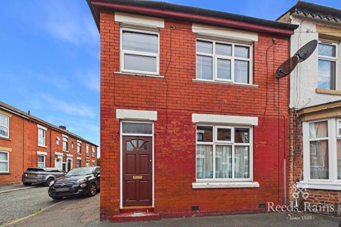 3 Bedroom End Of Terrace House For Sale In De Lacy Street, Ashton-on-Ribble, Preston, Lancashire, PR2