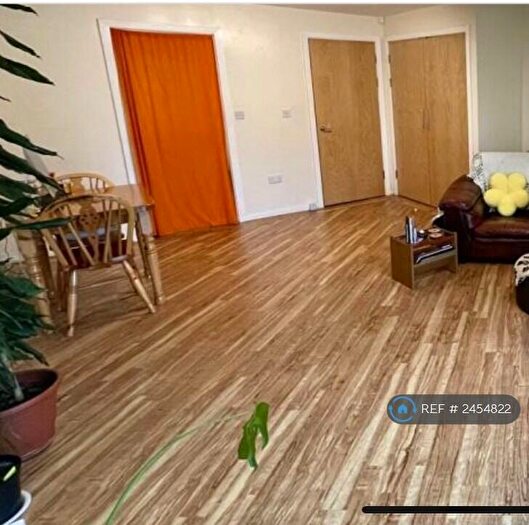 2 Bedroom Flat To Rent In Cheltenham Court, Darlington, DL2