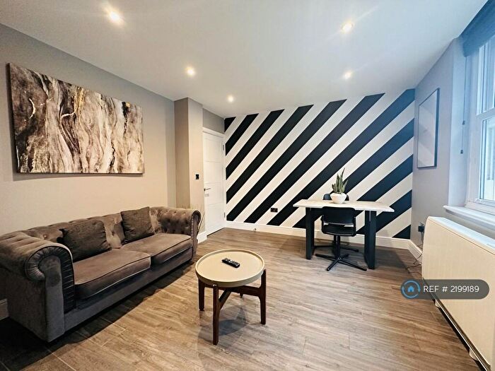 1 Bedroom Flat To Rent In Windsor Court, Brighton, BN1