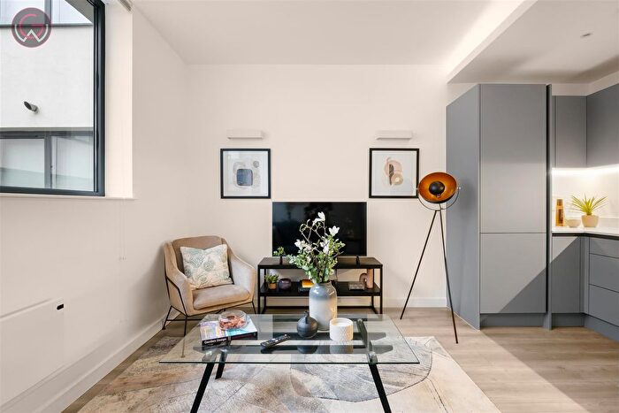 1 Bedroom Flat To Rent In Capital Drive, Linford Wood, MK14