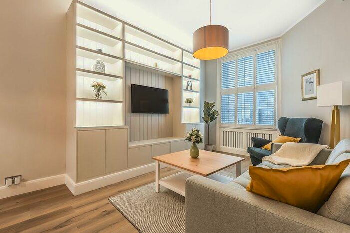 1 Bedroom Apartment To Rent In Fulham Road, SW10