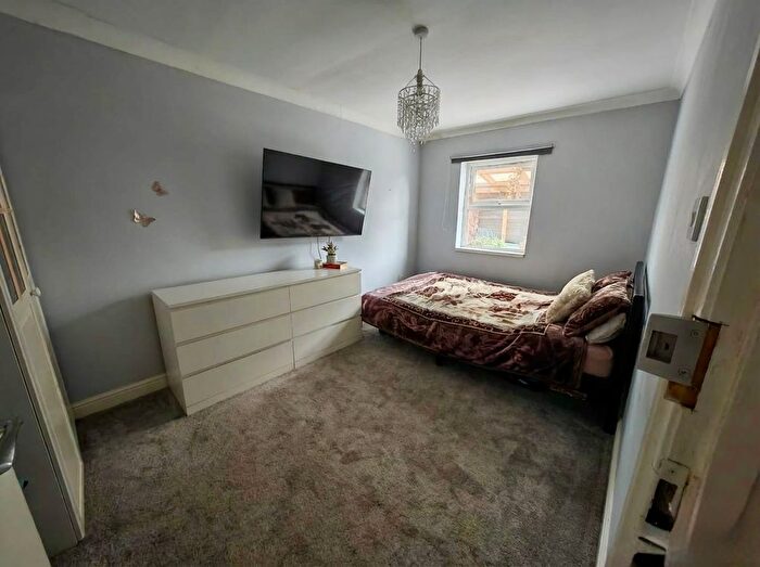 2 Bedroom Flat To Rent In Portswood Road, Southampton, SO17