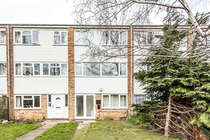 3 Bedroom Terraced House To Rent In Salford Road, Oxford, OX3