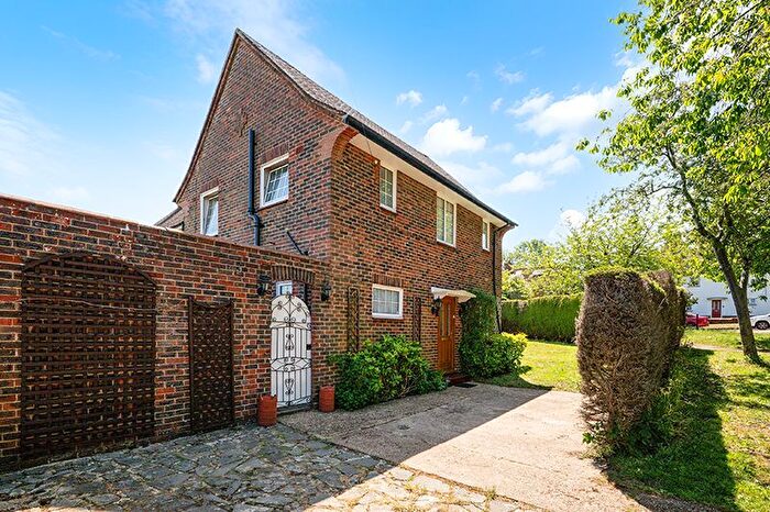 3 Bedroom Semi-Detached House For Sale In Downland Close, Epsom, Surrey, KT18