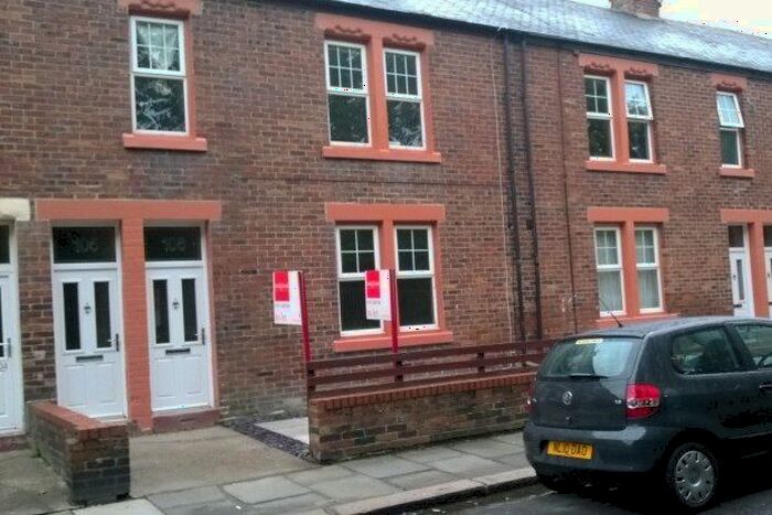 2 Bedroom Flat To Rent In Holly Avenue, Wallsend, NE28