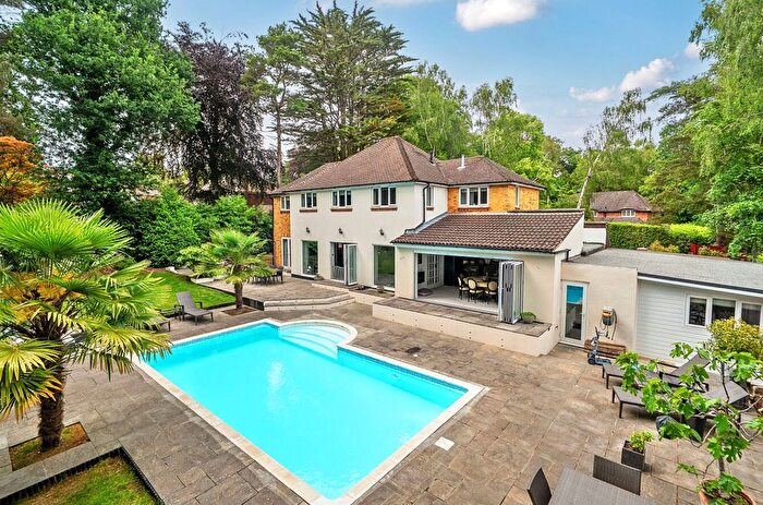 5 Bedroom Detached House For Sale In Roman Drive, Chilworth, Southampton, SO16