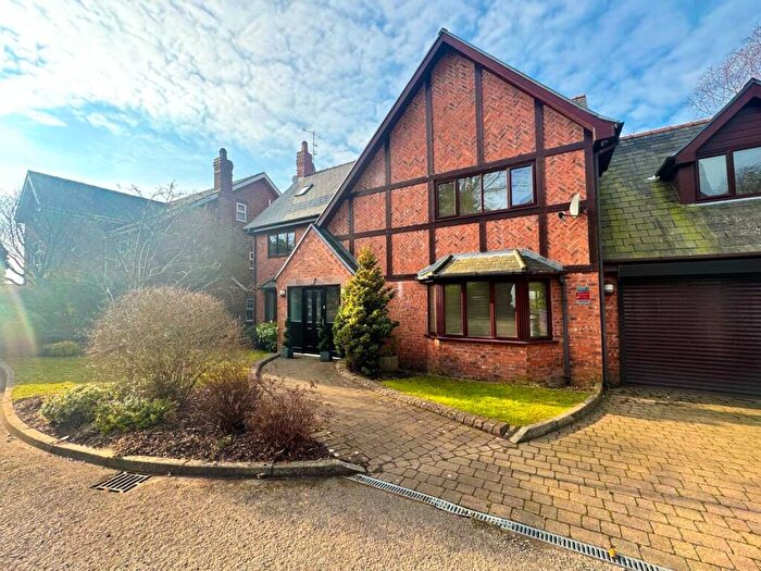 5 Bedroom Detached House To Rent In Three Acres Close, Woolton, Liverpool, Merseyside, L25