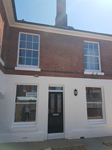 1 Bedroom Apartment To Rent In St John's Place, Canterbury, CT1