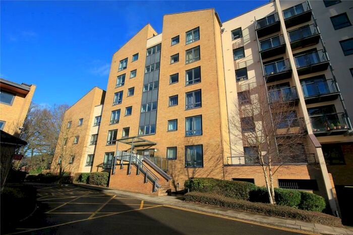 1 Bedroom Apartment To Rent In Woking, GU21