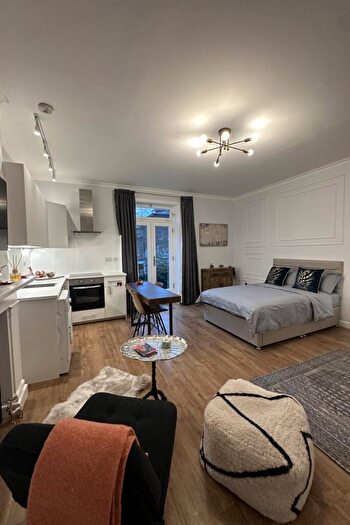 Property To Rent In Adamson Road London, NW3