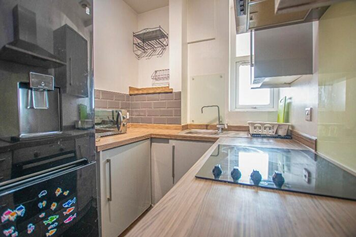 1 Bedroom Flat For Sale In Southampton Road, Eastleigh, SO50