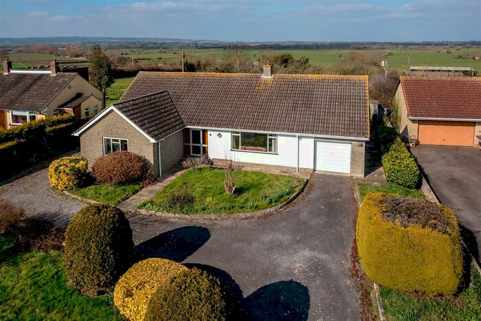 3 Bedroom Detached Bungalow For Sale In Main Road, East Lyng, Taunton, TA3