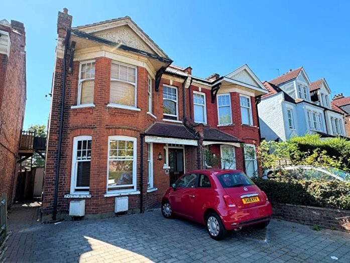 2 Bedroom Flat To Rent In Granville Road, North Finchley, N12