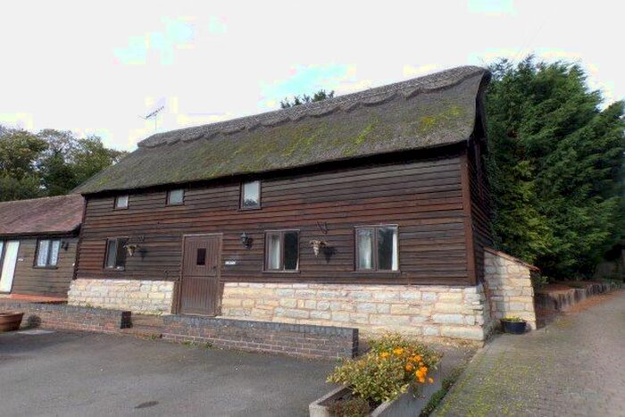 3 Bedroom Barn Conversion To Rent In Exhall, Alcester, B49