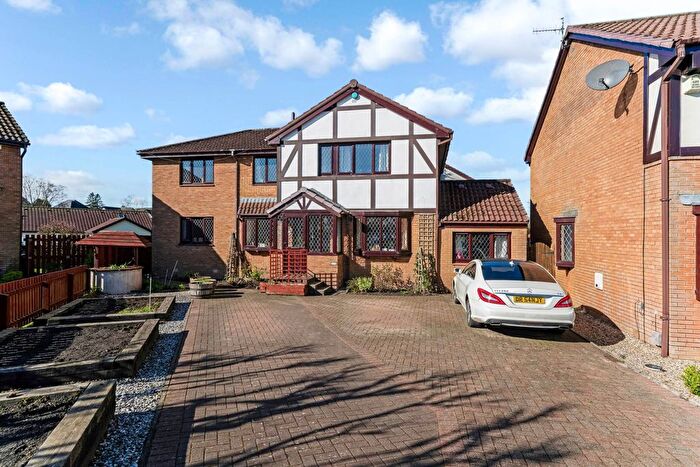 5 Bedroom Detached House For Sale In Nursery Grove, Kilmacolm, PA13