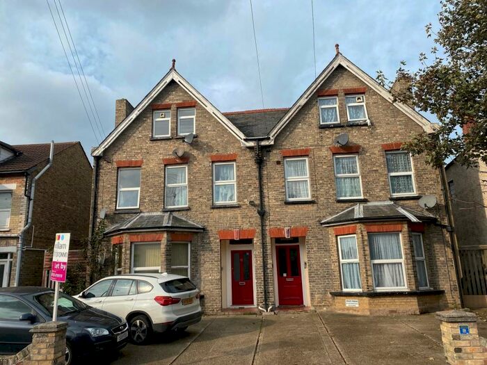 1 Bedroom Flat To Rent In Hayes Road, Clacton-On-Sea, CO15