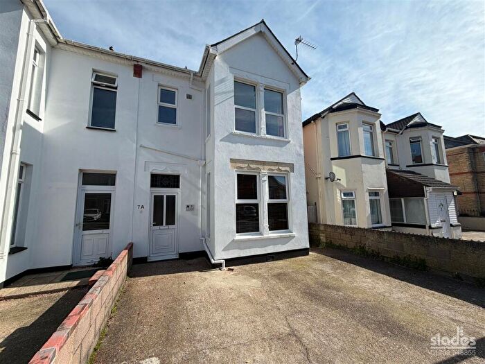 2 Bedroom Flat To Rent In Talbot Road, Winton, Bournemouth, BH9