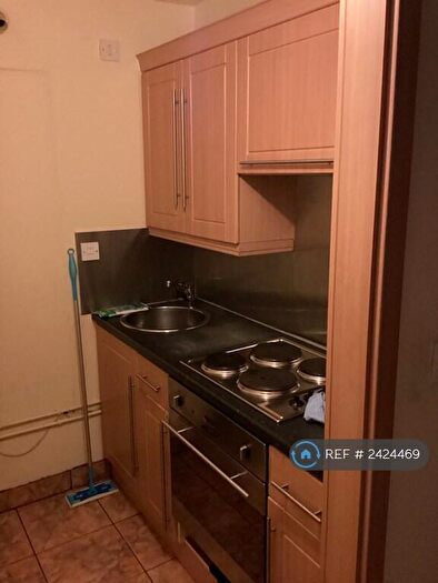 1 Bedroom Flat To Rent In Milnrow Rochdale, Milnrow, Rochdale, OL16