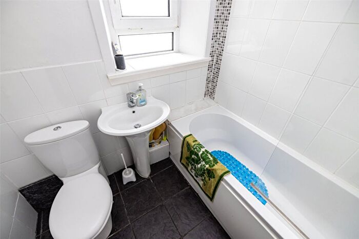 2 Bedroom Flat To Rent In E School Road, Aberdeen, AB24
