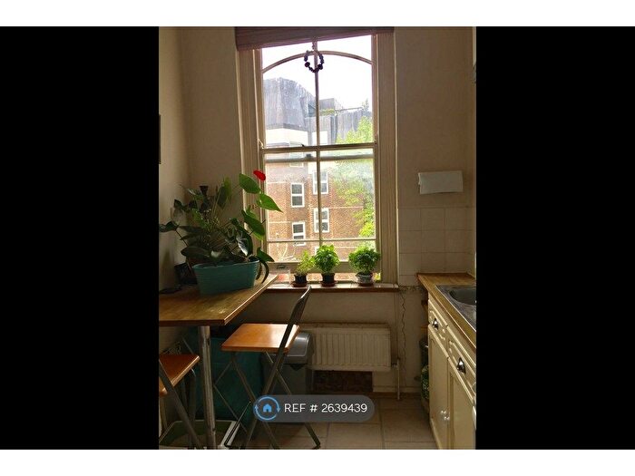 1 Bedroom Flat To Rent In Warwick Ave, London, W9