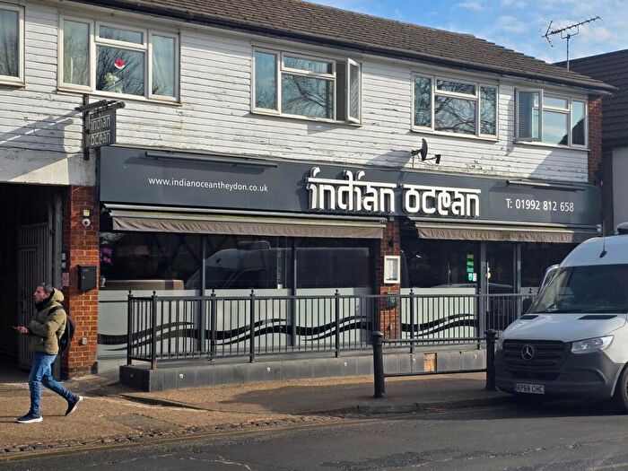 1 Bedroom Flat To Rent In Coppice Row, Theydon Bois, CM16