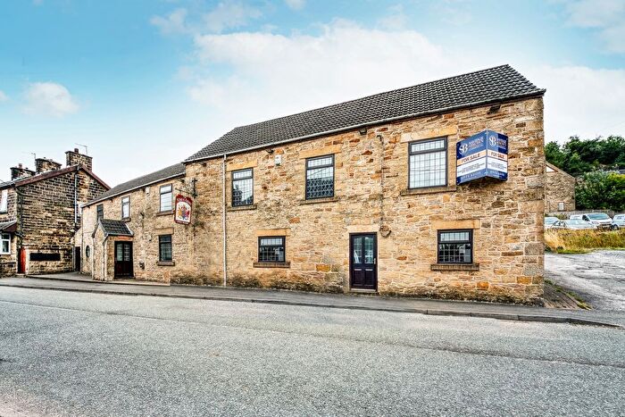 3 Bedroom Detached House For Sale In The Common, Crich, Derbyshire, DE4