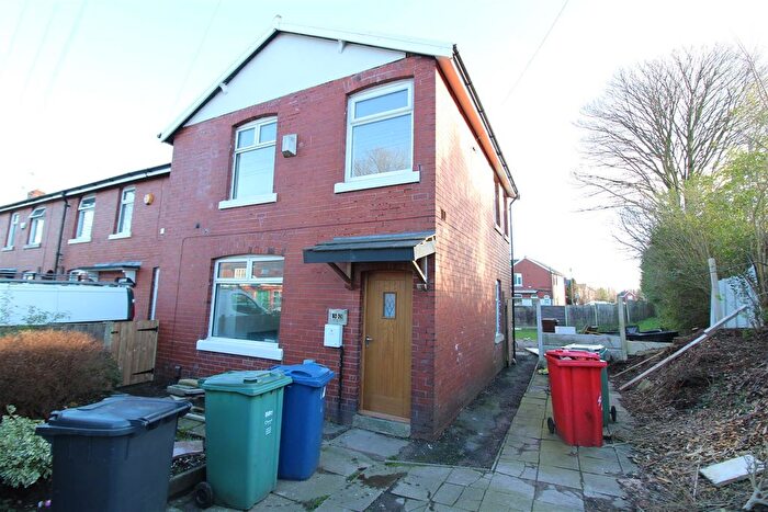 3 Bedroom Terraced House To Rent In Morley Street, Bury, BL9