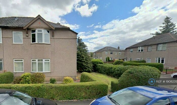 3 Bedroom Flat To Rent In Bearford Drive, Glasgow, G52