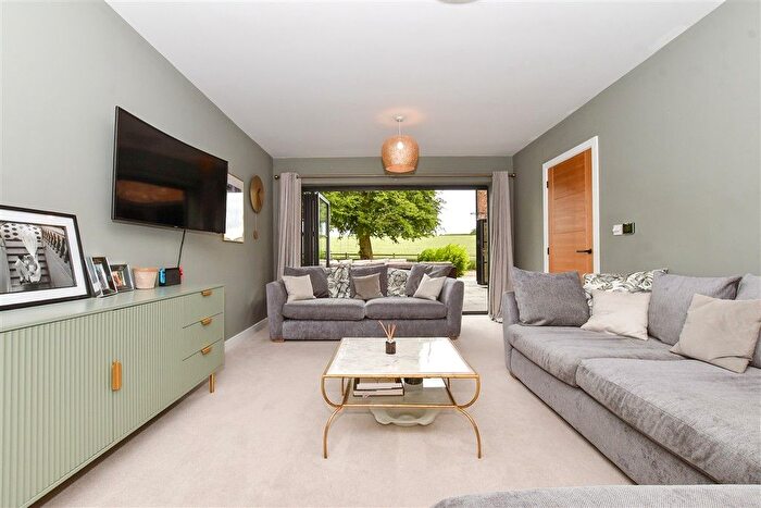 4 Bedroom Detached House For Sale In Westcourt Lane, Shepherdswell, Dover, Kent, CT15