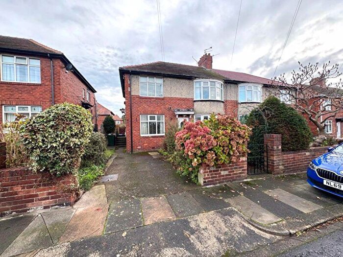 2 Bedroom Flat To Rent In Guelder Road, High Heaton, NE7