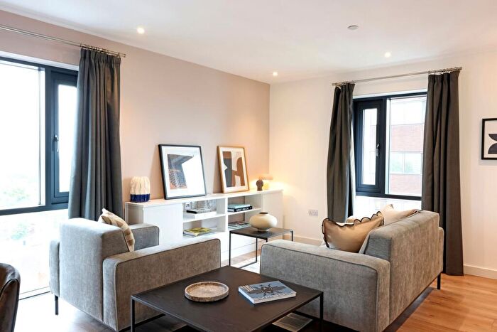 2 Bedroom Apartment To Rent In The Lansdowne, Hagley Road, B16