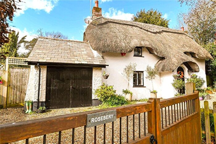 3 Bedroom Detached House For Sale In Durnstown, Sway, SO41