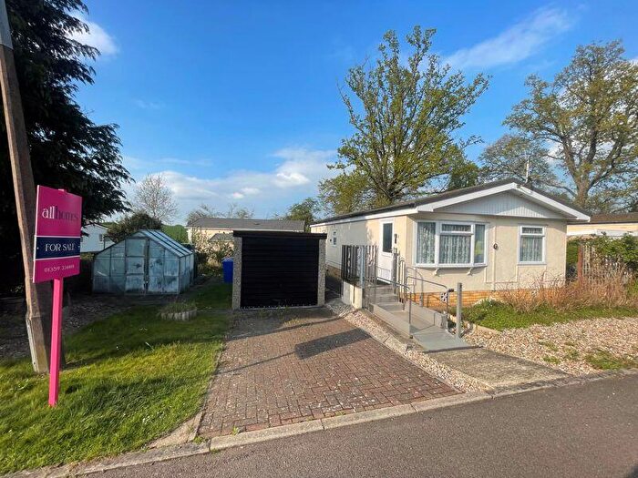 2 Bedroom Park Home For Sale In Shepherds Grove Park, Stanton, IP31