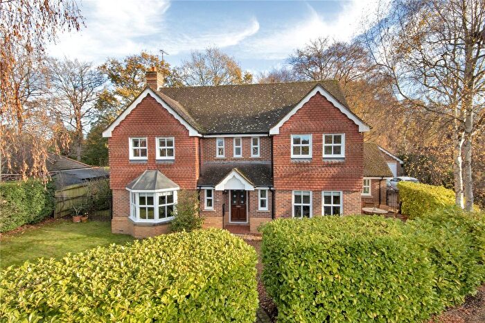 4 Bedroom Detached House For Sale In Nutfields, Ightham, Sevenoaks, Kent, TN15