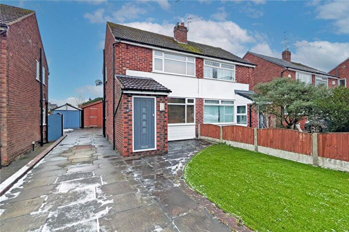 2 Bedroom Semi Detached House For Sale In Redland Avenue, Reddish, Stockport, SK5