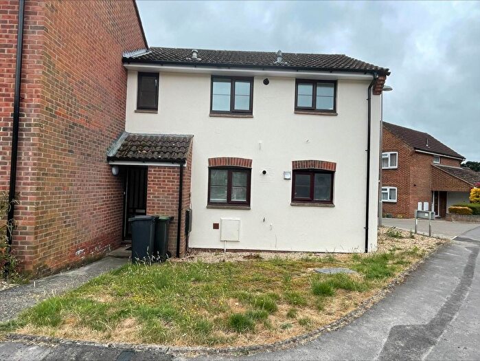 1 Bedroom Flat To Rent In Jubilee Way, Blandford Forum, DT11