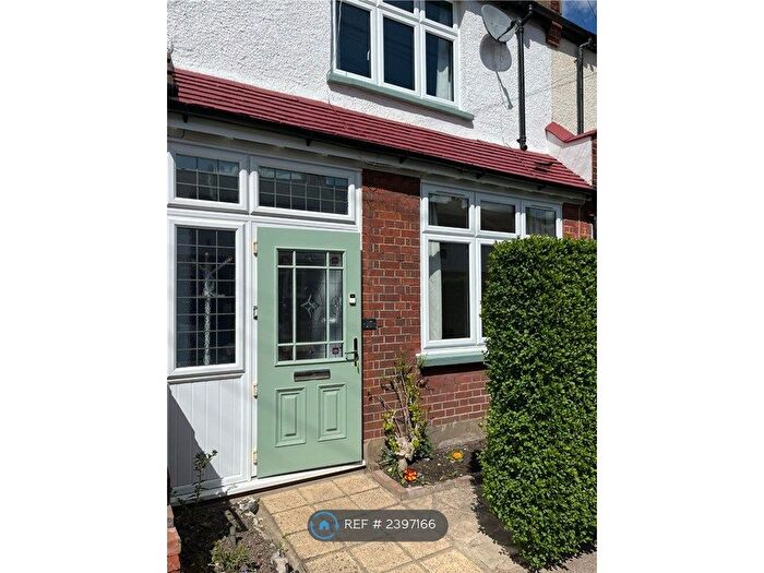 2 Bedroom Terraced House To Rent In Mint Road, Wallington, SM6