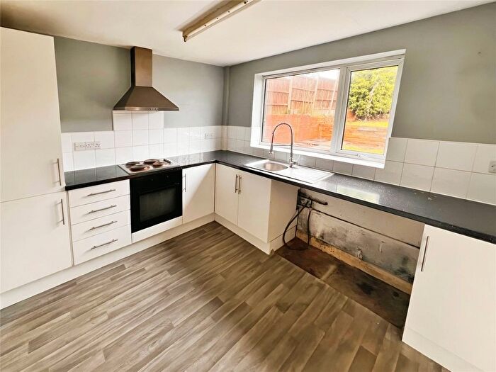 3 Bedroom Semi-Detached House For Sale In Yew Tree Crescent, Burton-On-Trent, Staffordshire, DE15