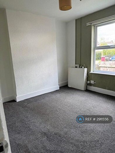 3 Bedroom End Of Terrace House To Rent In Alexander Terrace, Pinxton, NG16