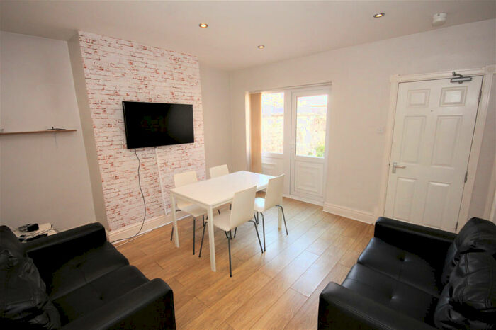 4 Bedroom Terraced House To Rent In Lowndes Street, Preston, PR1