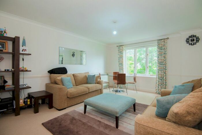 2 Bedroom Flat To Rent In Paradise Street, Central Oxford, OX1