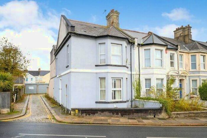 3 Bedroom Property To Rent In Saltash Road, Plymouth, PL2