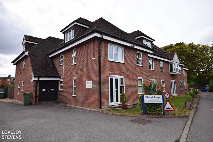 1 Bedroom Flat For Sale In Kennet Road, Newbury, RG14