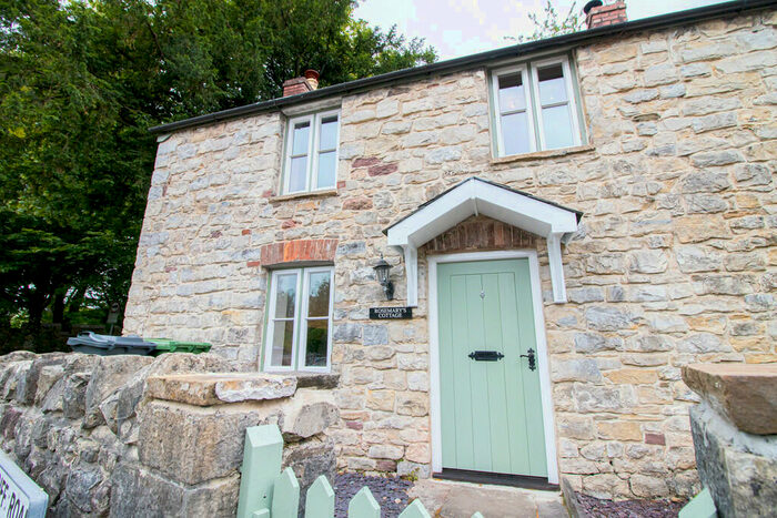 2 Bedroom Cottage To Rent In Cardiff Road, St. Fagans, CF5