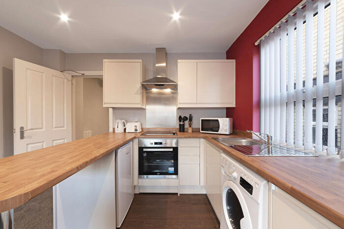 1 Bedroom Apartment To Rent In Waveney Road, Lowestoft, NR32