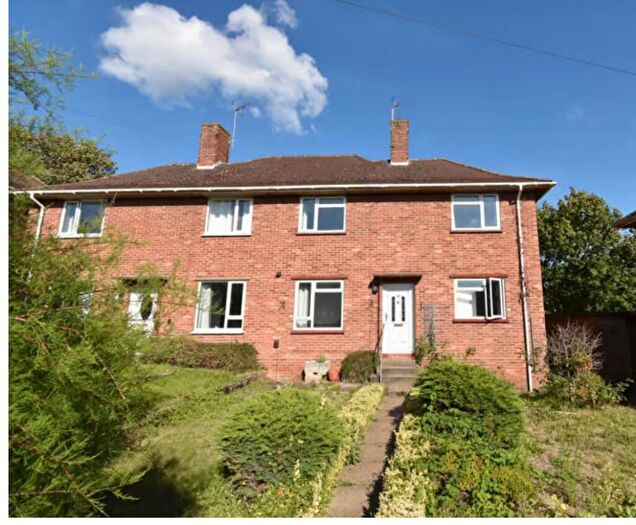 5 Bedroom Semi-Detached House To Rent In Savery Close, Norwich, NR5