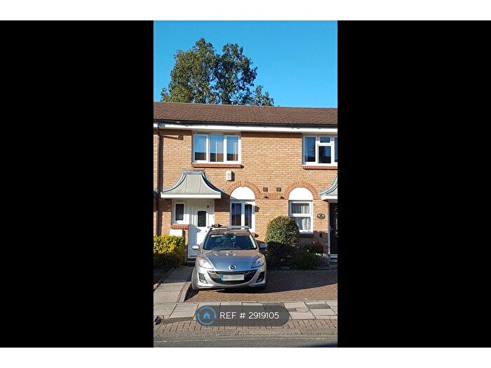 2 Bedroom Terraced House To Rent In Fleet Terrace, London, SE6