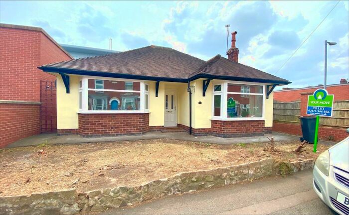 2 Bedroom Bungalow To Rent In King Edward Road, Nuneaton, Warwickshire, CV11