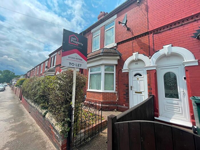 3 Bedroom Terraced House To Rent In Edlington Lane, Warmsworth, Doncaster, DN4